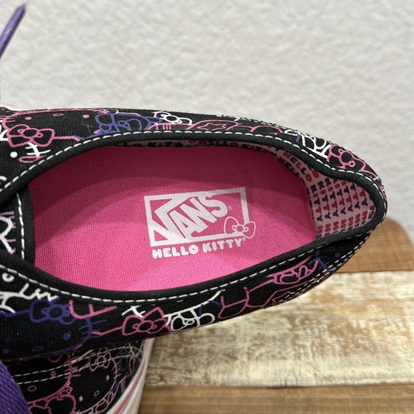 Vans Authentic X Hello Kitty Sneakers Size 10 Women - Picture 6 of 7